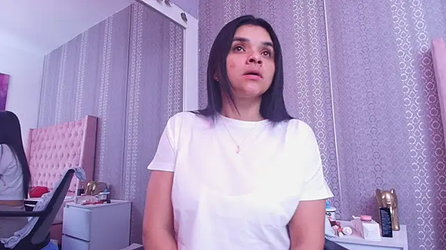 Snapshot of indi_catalina chatting on 21, 1, 2025 indi catalina online show from 21, 1, 2025