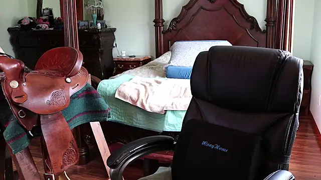 thornburyrose online show from 8, 4, 2026