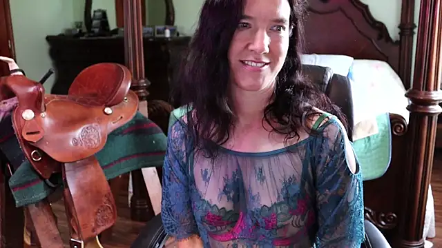 Snapshot of thornburyrose chatting on 30, 4, 2026 thornburyrose online show from 30, 4, 2026