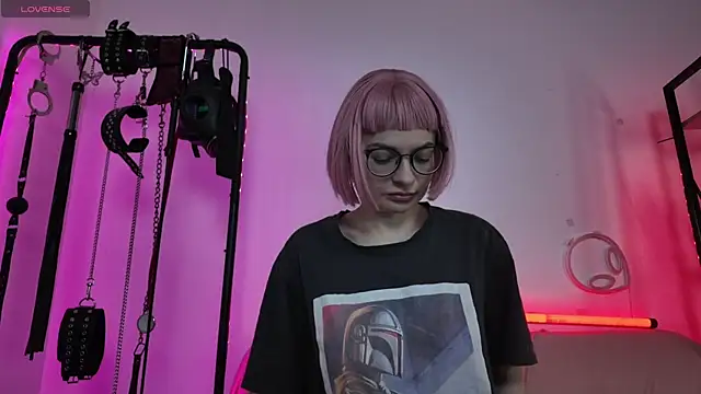 CyberXGoddess online show from 1, 6, 2026