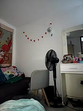 kiaraglam2 online show from 25, 10, 2025