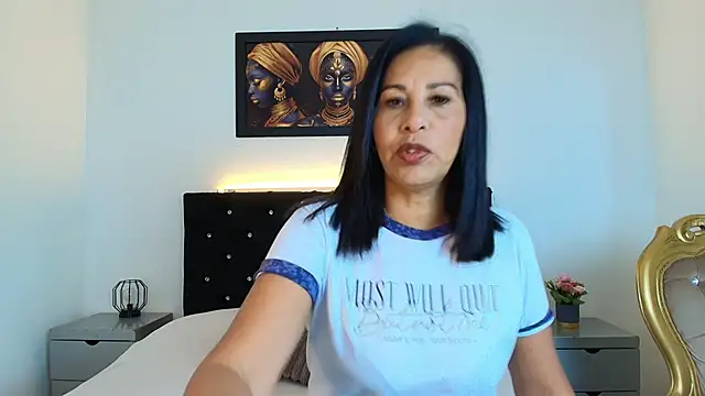 Shanon mature online show from 9, 4, 2026