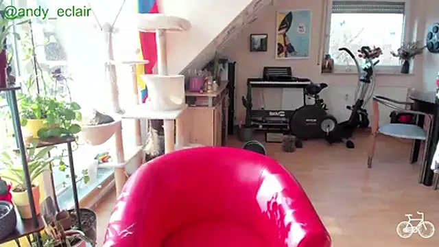 Snapshot of tinny_williams chatting on 10, 3, 2026 tinny williams online show from 10, 3, 2026