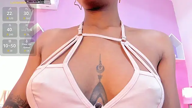 Snapshot of EmmySweett chatting on 11, 9, 2025 EmmySweett online show from 11, 9, 2025