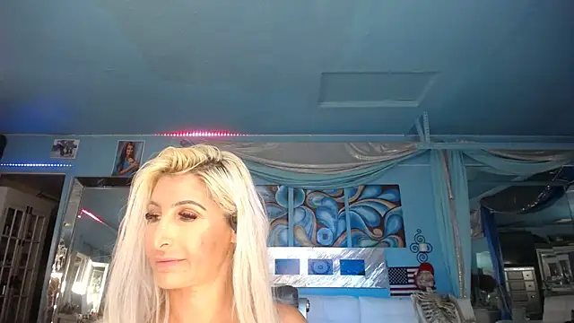 ADRIANNA FOX online show from 9, 3, 2025