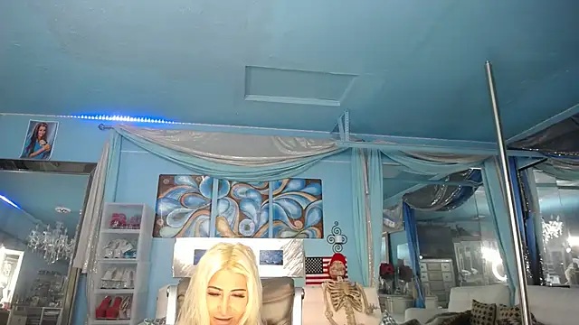 ADRIANNA FOX online show from 14, 1, 2026