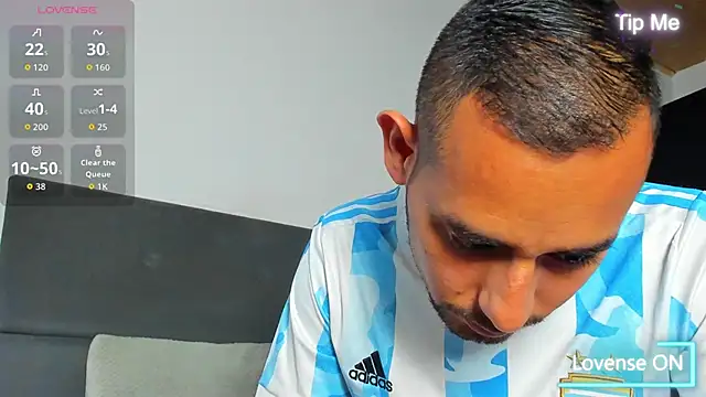 jhonyalzate2 online show from 13, 3, 2026