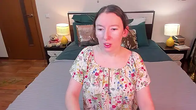 Snapshot of CatherineWalls chatting on 15, 2, 2026 CatherineWalls online show from 15, 2, 2026