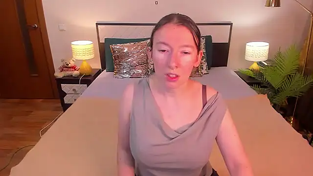 Snapshot of CatherineWalls chatting on 9, 7, 2026 CatherineWalls online show from 9, 7, 2026