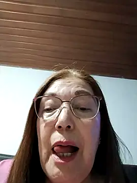 Snapshot of Vicky_Rosse chatting on 13, 12, 2025 Vicky Rosse online show from 13, 12, 2025