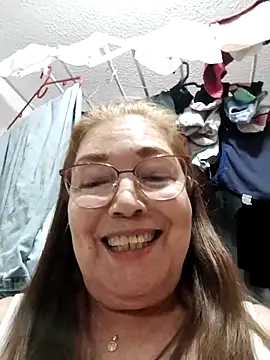 Snapshot of Vicky_Rosse chatting on 16, 12, 2025 Vicky Rosse online show from 16, 12, 2025