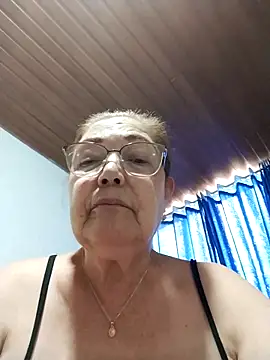 Snapshot of Vicky_Rosse chatting on 19, 12, 2025 Vicky Rosse online show from 19, 12, 2025