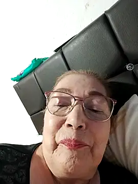 Snapshot of Vicky_Rosse chatting on 20, 12, 2025 Vicky Rosse online show from 20, 12, 2025