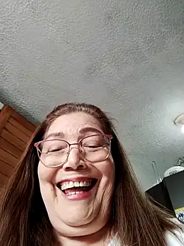 Snapshot of Vicky_Rosse chatting on 3, 2, 2026 Vicky Rosse online show from 3, 2, 2026