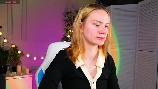 Ramona    online show from 9, 4, 2026