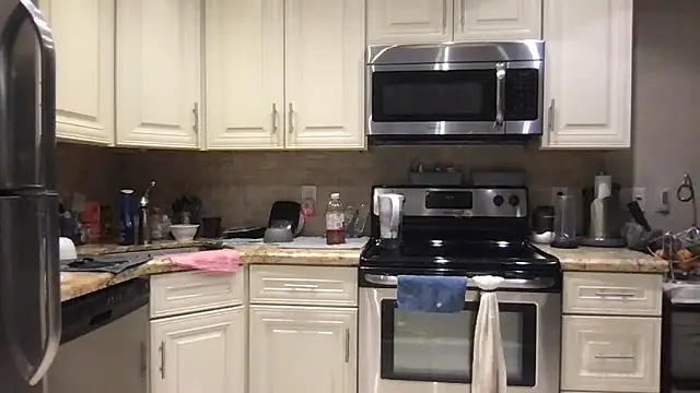 BigGuyMuscle online show from 13, 12, 2025