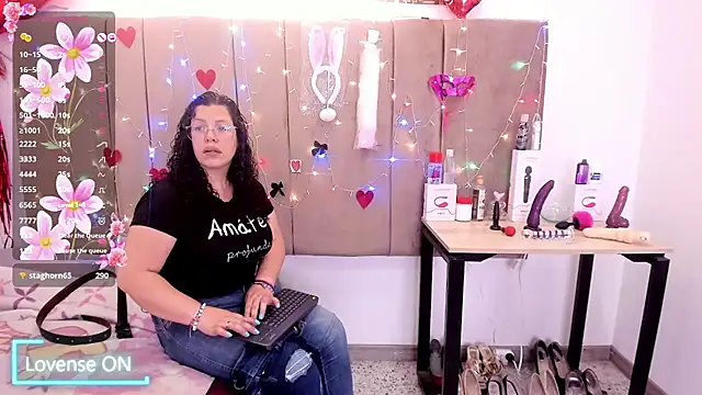 Zaly mature online show from 25, 3, 2026