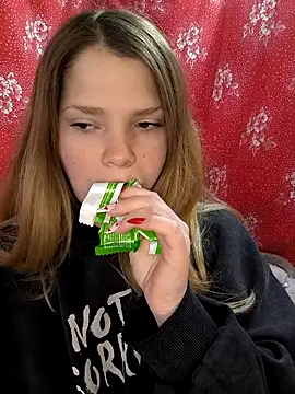 Zuli Kiska online show from 10, 4, 2026