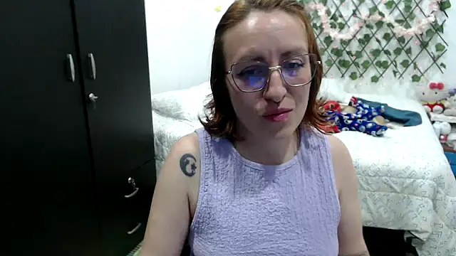 Snapshot of kittykalor09 chatting on 7, 2, 2026 kittykalor09 online show from 7, 2, 2026