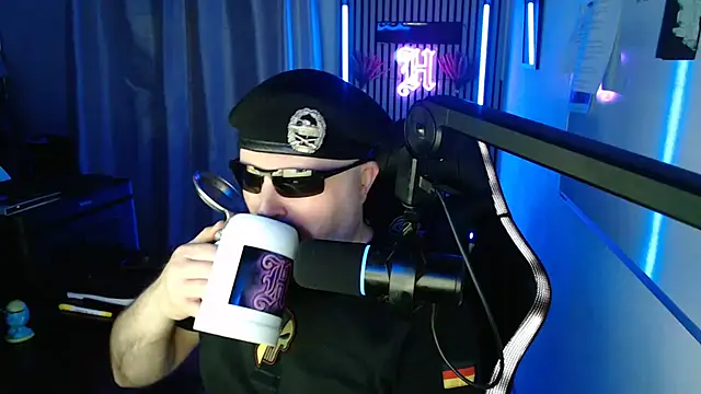 DerPornoPete online show from 10, 6, 2026