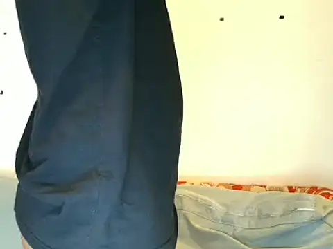 Snapshot of jhon_gade chatting on 18, 9, 2025 jhon gade online show from 18, 9, 2025