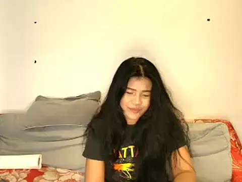 Snapshot of jhon_gade chatting on 3, 11, 2025 jhon gade online show from 3, 11, 2025