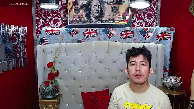 Snapshot of shannentrans chatting on 28, 1, 2025 shannentrans online show from 28, 1, 2025