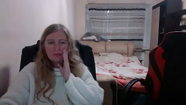 PeterAndJen online show from 6, 3, 2025