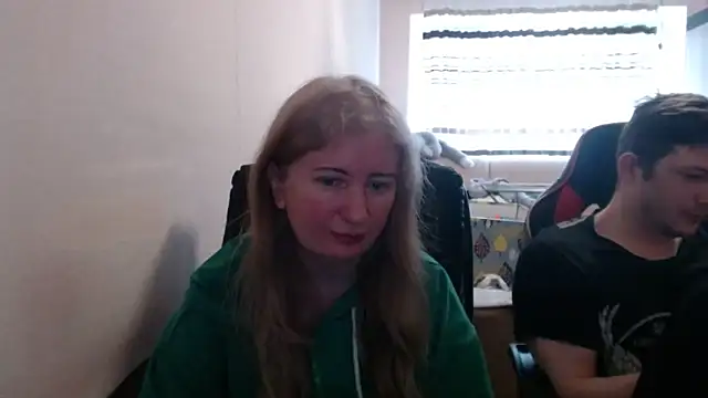 PeterAndJen online show from 19, 4, 2026