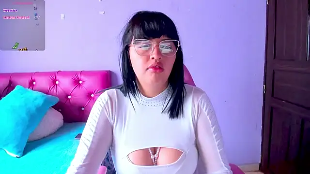 crissn0707 online show from 3, 2, 2026