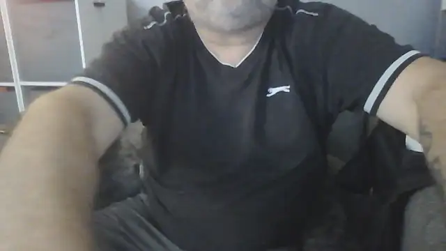Snapshot of Naturistmale45 chatting on 23, 6, 2026 Naturistmale45 online show from 23, 6, 2026