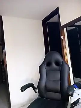 Javibell93 online show from 4, 3, 2026