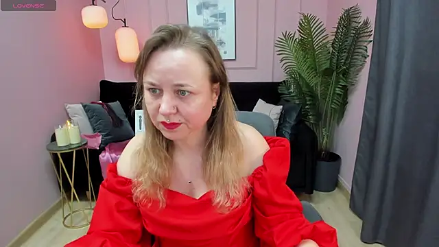 Snapshot of GabrielGold chatting on 6, 3, 2025 GabrielGold online show from 6, 3, 2025