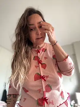 Snapshot of misslulipop chatting on 14, 9, 2025 misslulipop online show from 14, 9, 2025