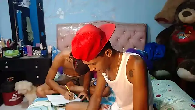 Snapshot of gustavo_saaled19 chatting on 5, 12, 2024 gustavo saaled19 online show from 5, 12, 2024