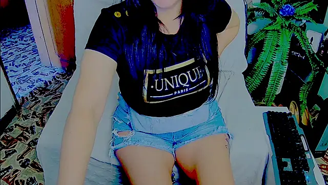 Snapshot of Mommy-pervert chatting on 19, 9, 2025 Mommy-pervert online show from 19, 9, 2025