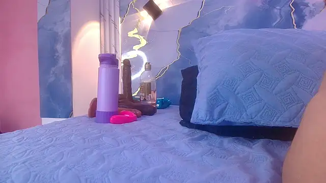 lorrayne  online show from 17, 11, 2025