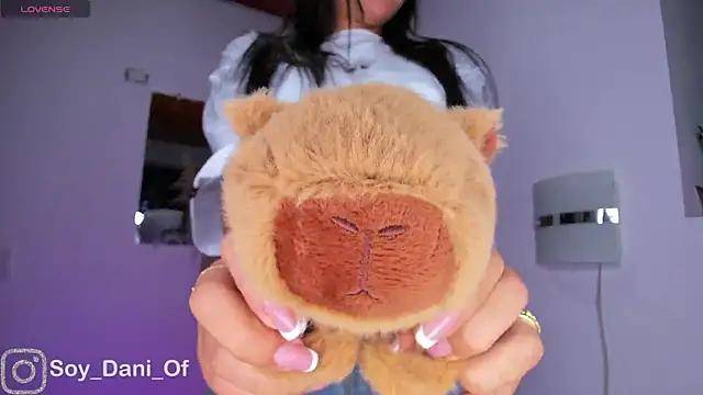 Ambar pe  online show from 8, 3, 2025