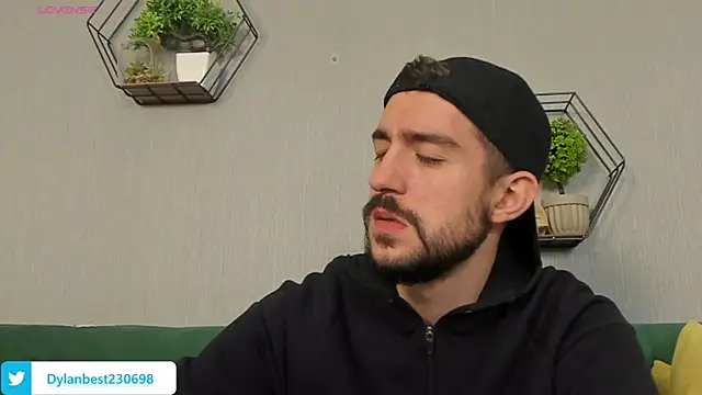 Dylan Best online show from 17, 9, 2025