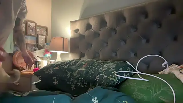 short sweetpea online show from 13, 1, 2026