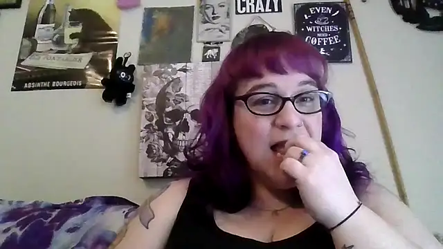 Snapshot of GothyBaby chatting on 12, 6, 2026 GothyBaby online show from 12, 6, 2026