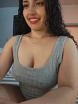 Snapshot of Lucy_Marin chatting on 6, 5, 2026 Lucy Marin online show from 6, 5, 2026