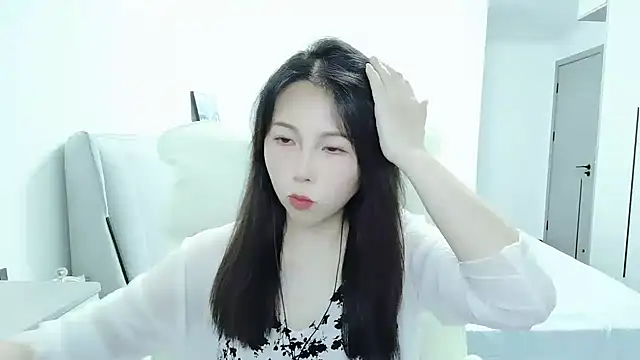 Sunset glow online show from 15, 9, 2025