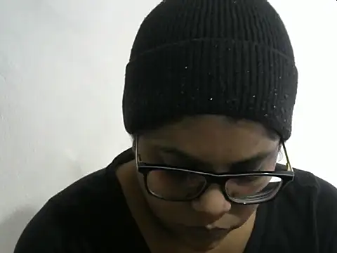 Sultryindianx100 online show from 22, 4, 2026