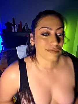 Snapshot of Nikkierosee chatting on 4, 12, 2025 Nikkierosee online show from 4, 12, 2025