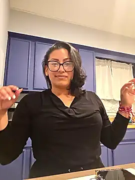 Snapshot of Nikkierosee chatting on 22, 12, 2025 Nikkierosee online show from 22, 12, 2025