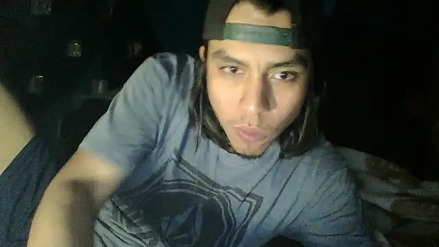 AlexAlejandro13 online show from 13, 3, 2026