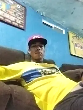 Snapshot of AlexAlejandro13 chatting on 12, 7, 2026 AlexAlejandro13 online show from 12, 7, 2026