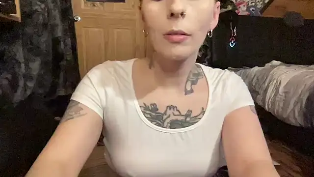 Snapshot of TeenyDoll chatting on 27, 2, 2026 TeenyDoll online show from 27, 2, 2026