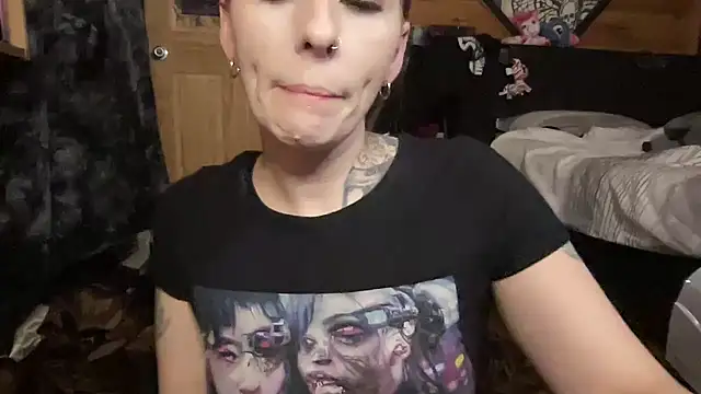 TeenyDoll online show from 4, 4, 2026